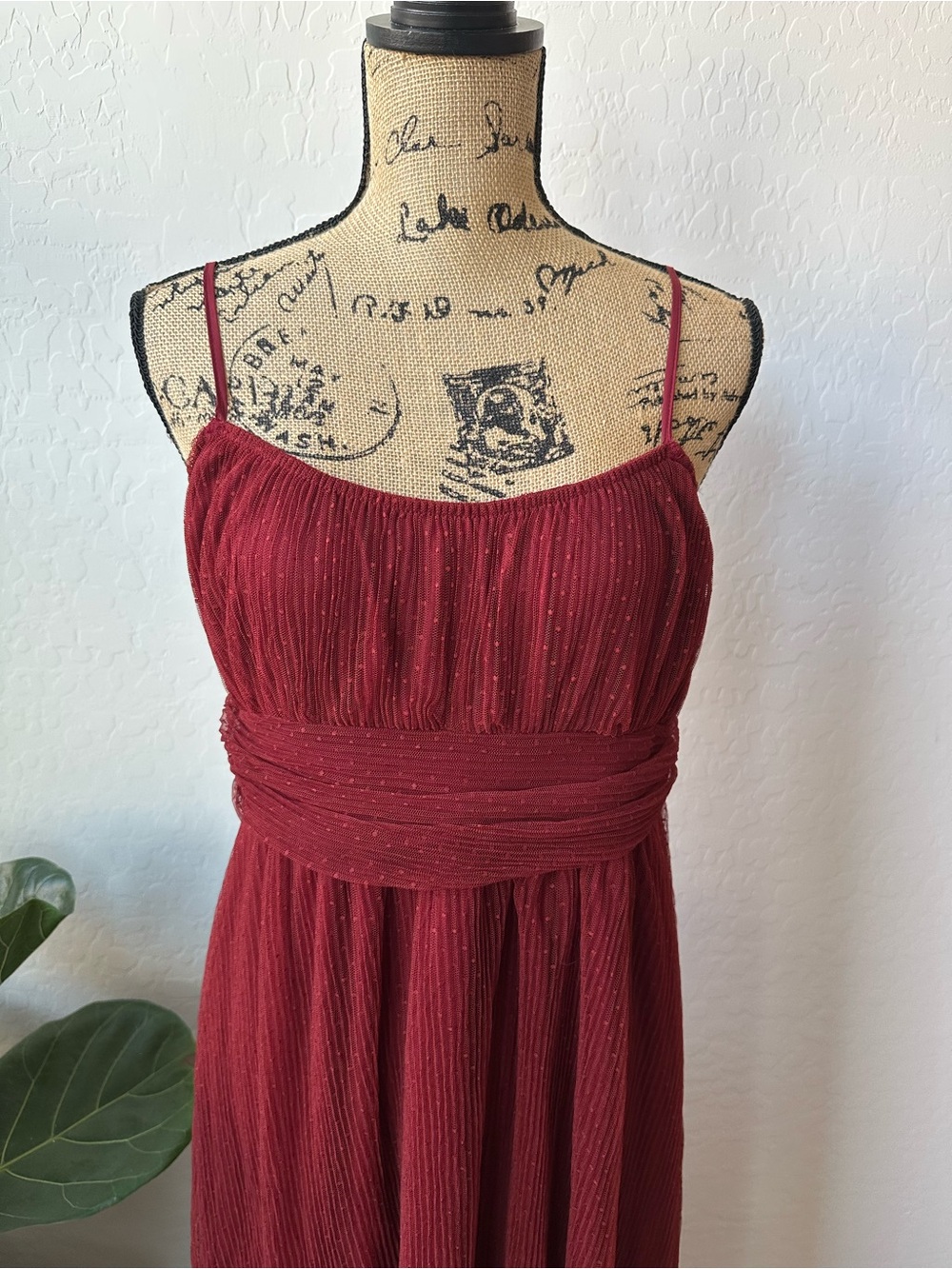 NWT Blu Pepper Burgundy Chiffon Maxi Spaghetti Strap Dress Size L - Picture 5 of 9